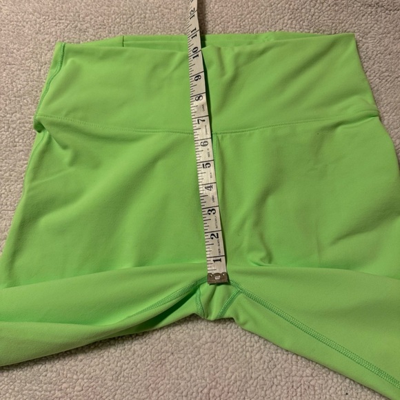 Fabletics Active Set Neon Green Boost High-Waisted 7/8 Legging Sports Bra - Picture 10 of 16